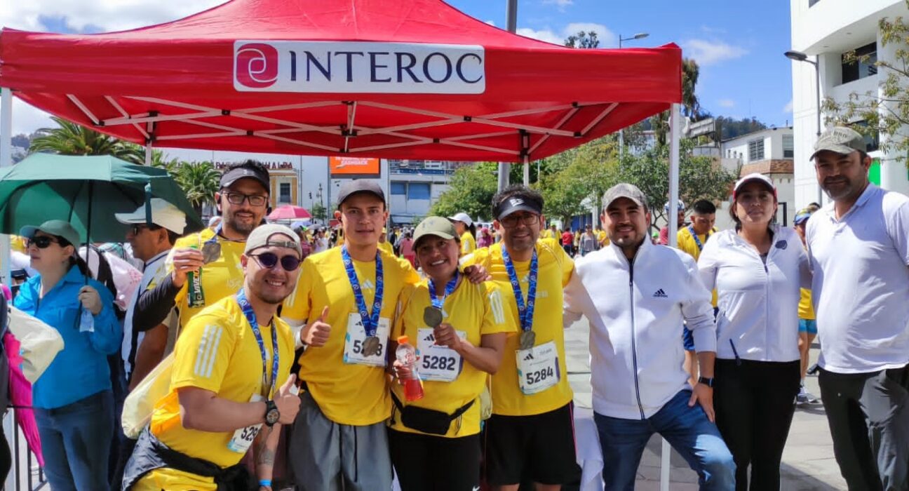 Equipo de Interoc participando en las carreras La QUITO ÚLTIMAS NOTICIAS 15K y la RUTA DE LAS IGLESIAS.